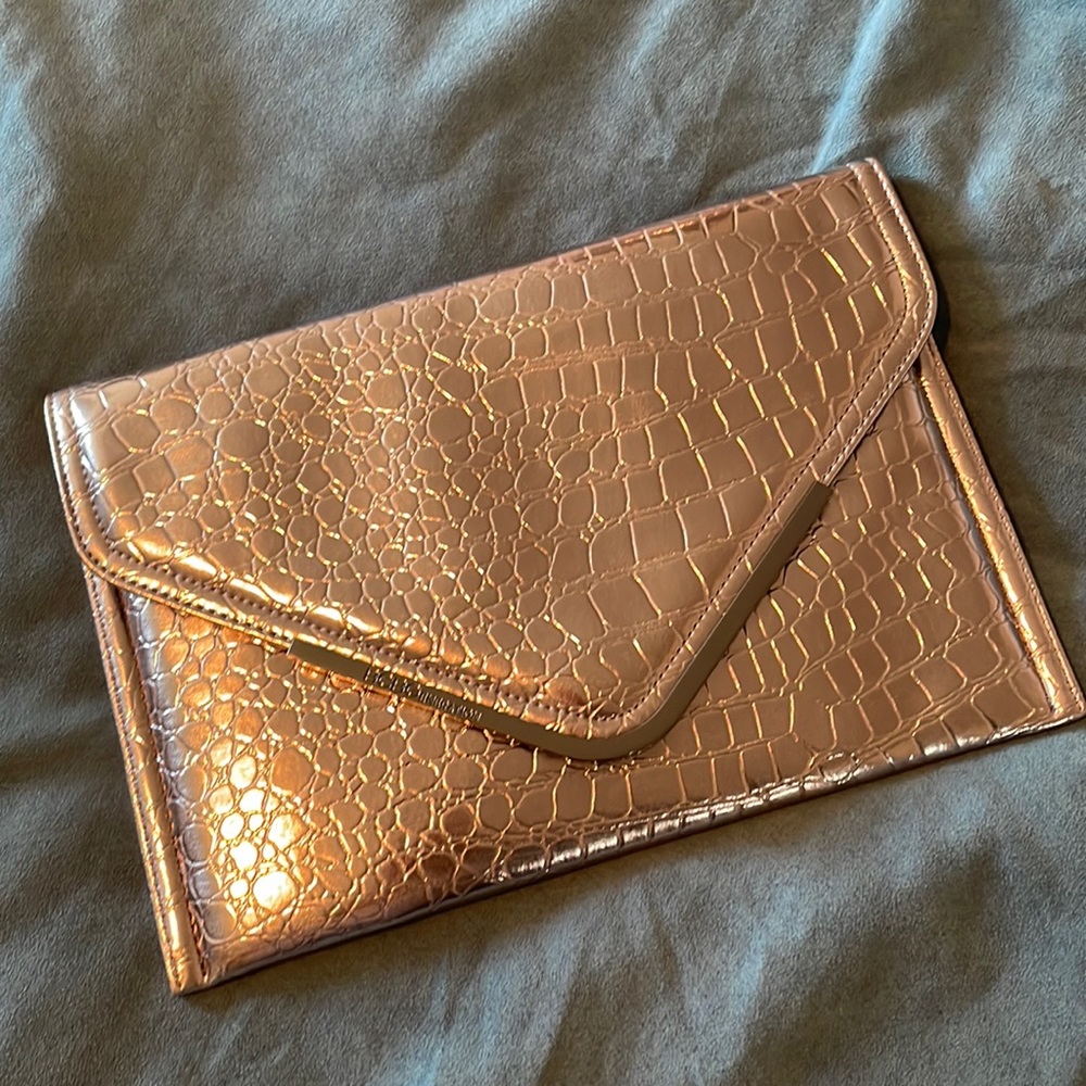 Bcbgeneration metallic clutch new